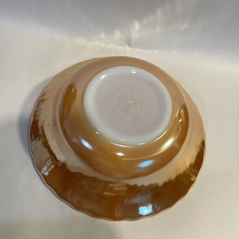 Vintage Anchor Hocking Fire King Oven Ware Peach Luster‎ Swirl Serving Bowl 8